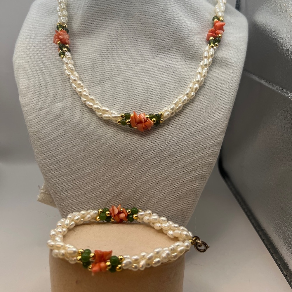 Vintage 1960's Pearl Rice Beads, Jade & Coral Twist Necklace and bracelet